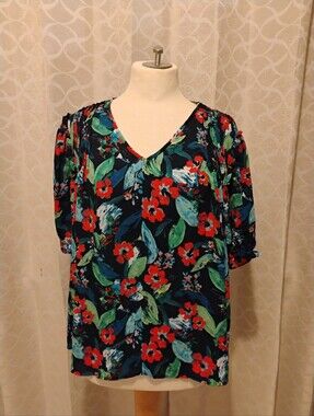 XL Zac & Rachel Blouse with Floral Print